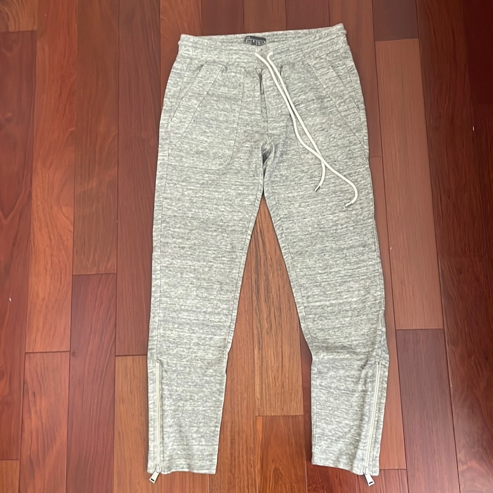 Vince jogger sweatpants size small